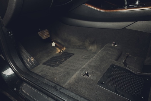 professional dry cleaning salon in the car. before and after